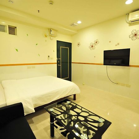 Ezbookers Dunhua Hotel Taipei Exterior photo